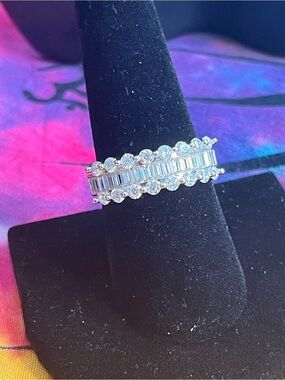 NWT 1.85 CTW Moissanite Baguette & Round Triple-Row Ring Size 9